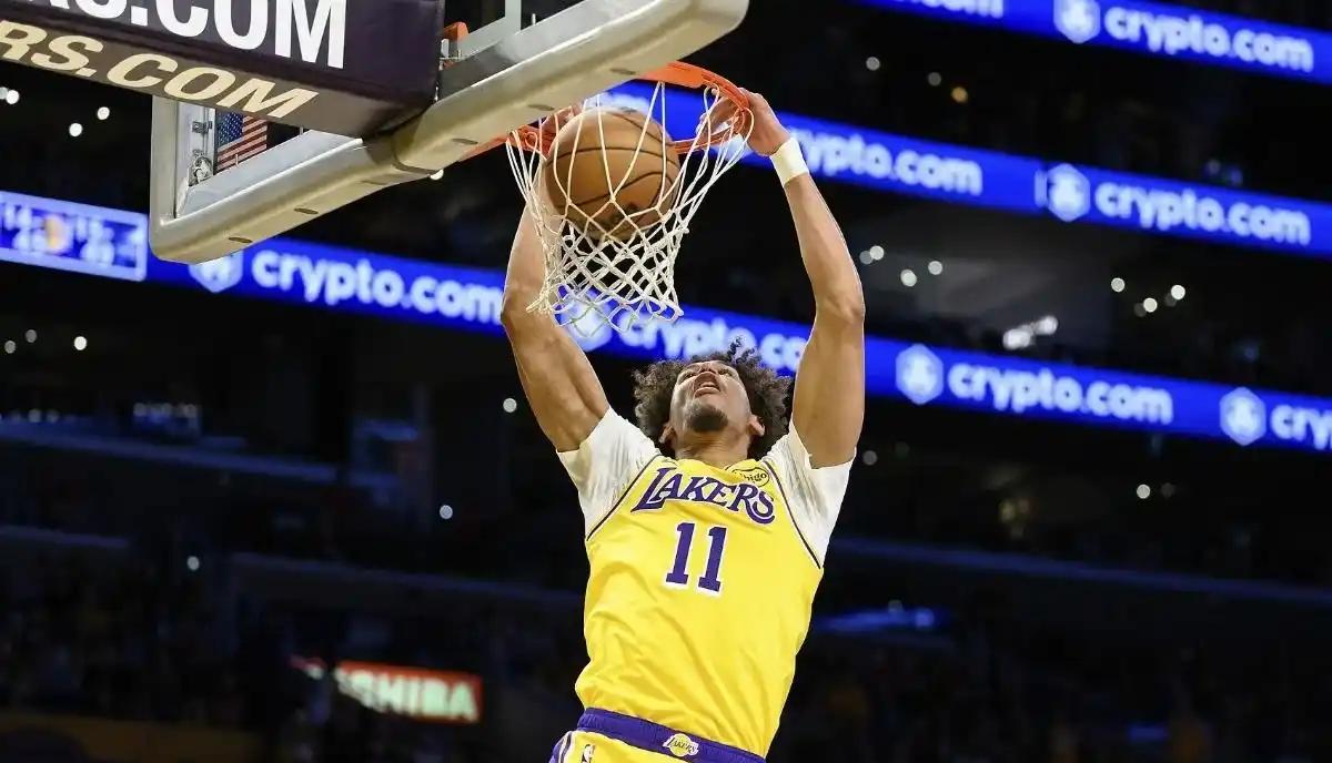 包含重返赛场首场状态出色，掘金观众沸腾！，浓眉哥重返赛场气势如虹延续的词条九游游戏下载