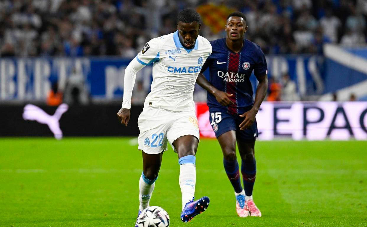 包含Scout爆冷击败巴黎圣日耳曼，出色防守引爆全场！的词条